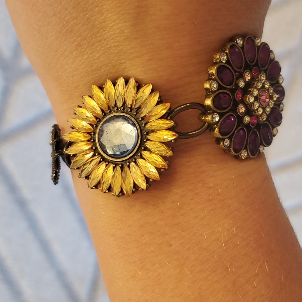 Lucky Brand metal toggle antiqued bracelet, shiney gems, purple,blue, blck&white - Picture 11 of 11